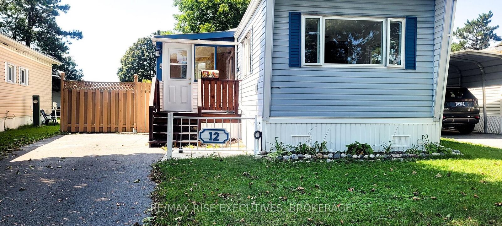 Property Photo: 12 Wentworth Drive ON K7K 5C9