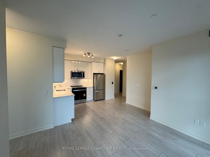 Property Photo:  38 Annie Craig Drive 502  ON M8V 0A8 