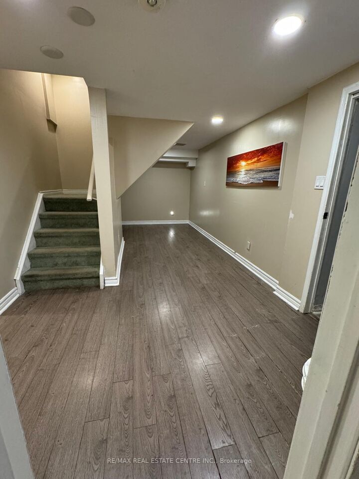 Property Photo:  546 Laurier Crescent Basement  ON L1V 4P9 