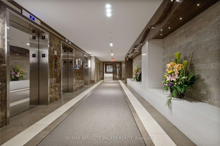 Photo de la propriété:  1035 Bank Street 1006  ON K1S 3W9 