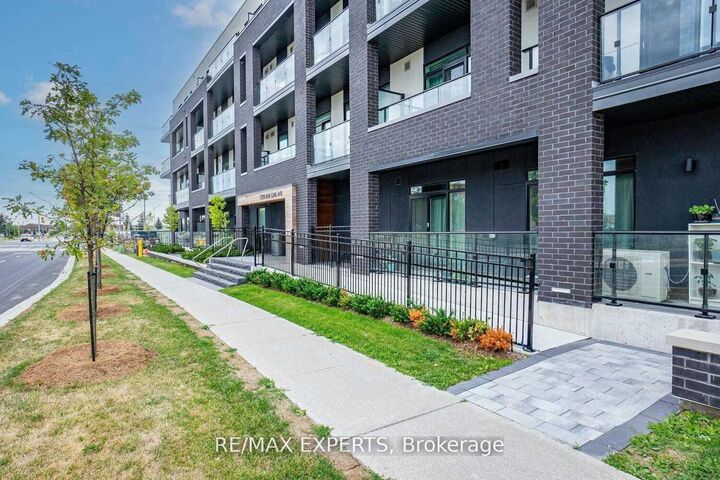 Property Photo: 1709 Bur Oak Avenue 309 ON L6E 0V7