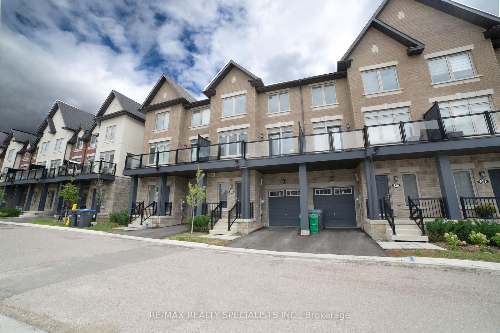 Property Photo:  29 Tiveron Avenue  ON L7C 3S9 
