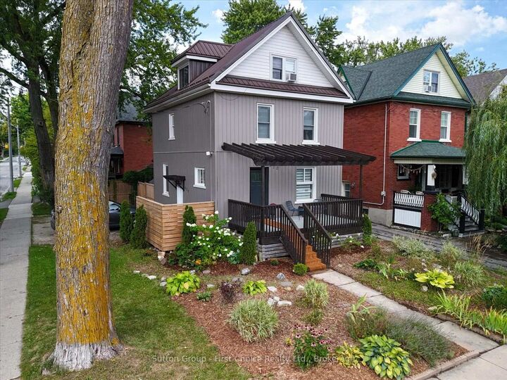 222 Brunswick Street — photo 1