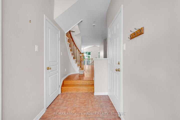 Property Photo: 664 Wild Shore Crescent ON K1V 1X9