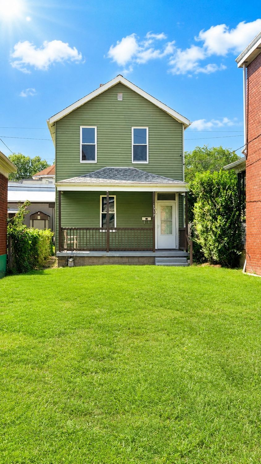 Property Photo: 1717 4th Avenue PA 15068