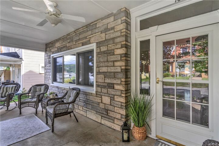 Property Photo:  16 E Gaskill Ave  PA 15644 