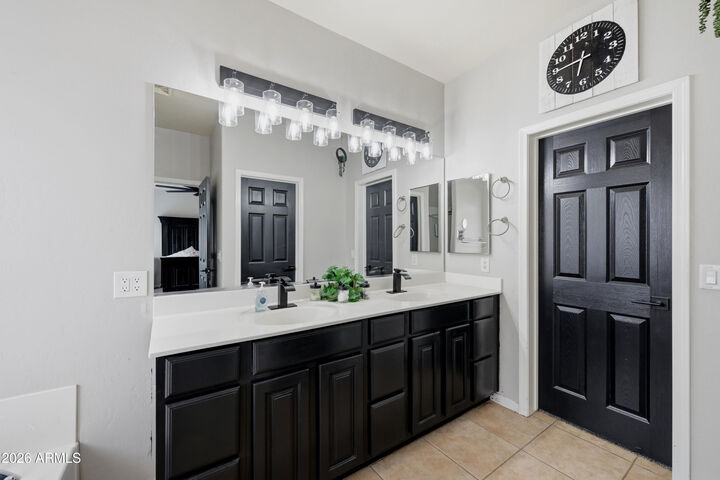 Property Photo:  19440 E Indian Hills Drive  AZ 85324 