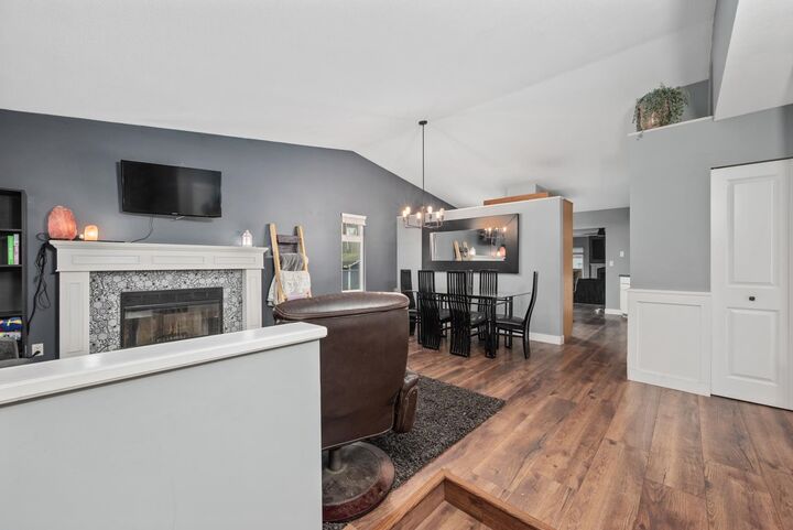 Property Photo: 11937 237A Street BC V4R 1V9