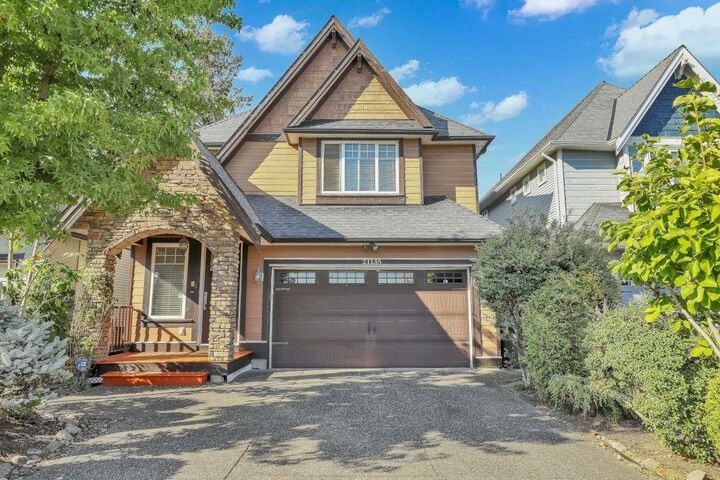 21135 77A Avenue — photo 1