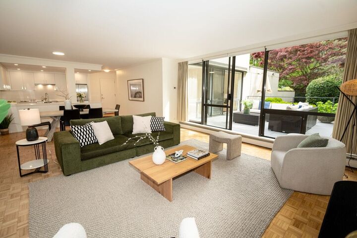 Property Photo: 4900 Cartier Street 311 BC V6M 4H2