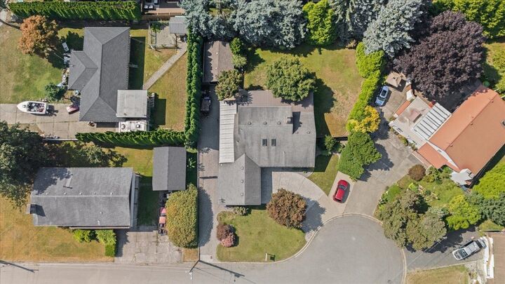 Property Photo: 1752 Cedar Place BC V0M 1A2