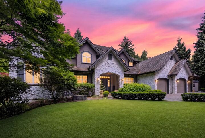 Property Photo: 14057 28 Avenue BC V4P 0A3