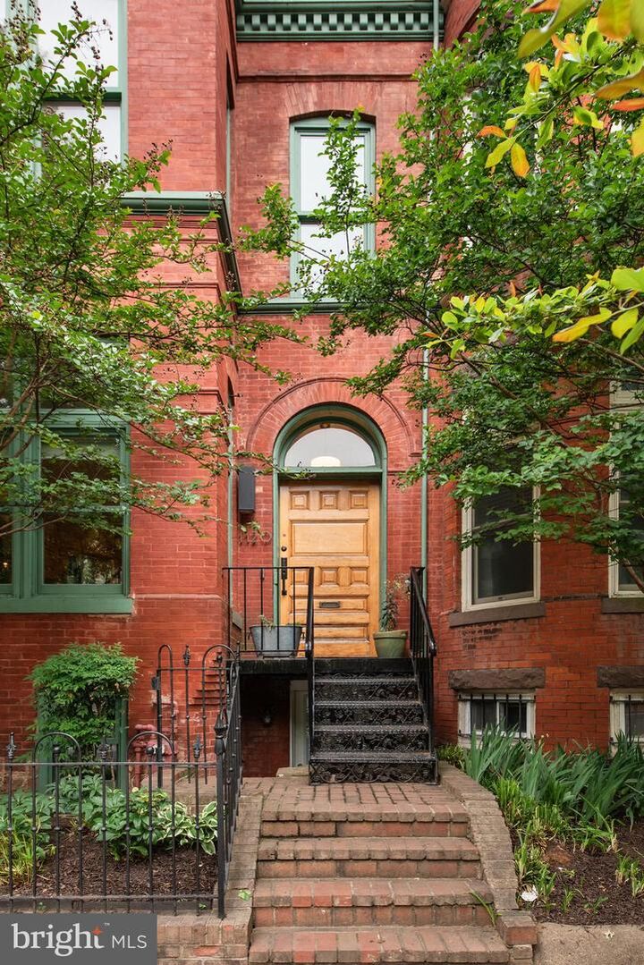 Property Photo: 1120 5th Street NW DC 20001