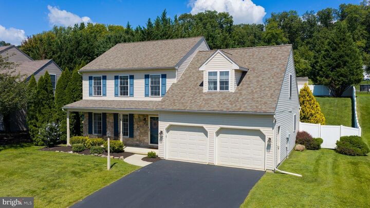 Property Photo:  500 Silver Maple Court  PA 17347 