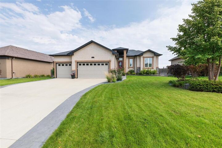Property Photo:  21 Ruttig Street  MB R5N 0L2 