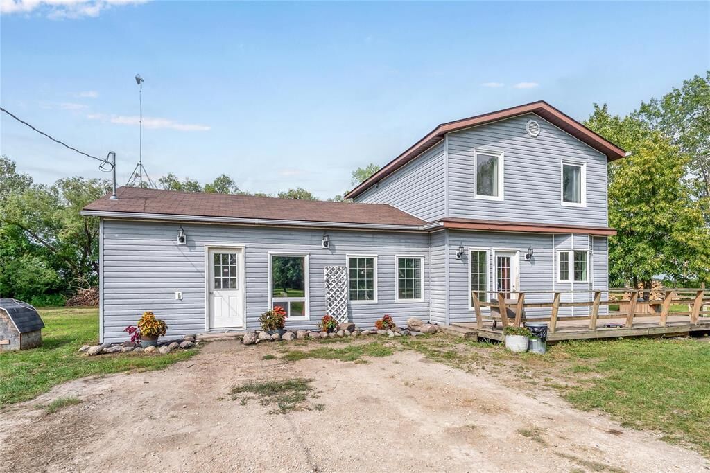 Property Photo:  45123 70N Road  MB R0E 0C0 