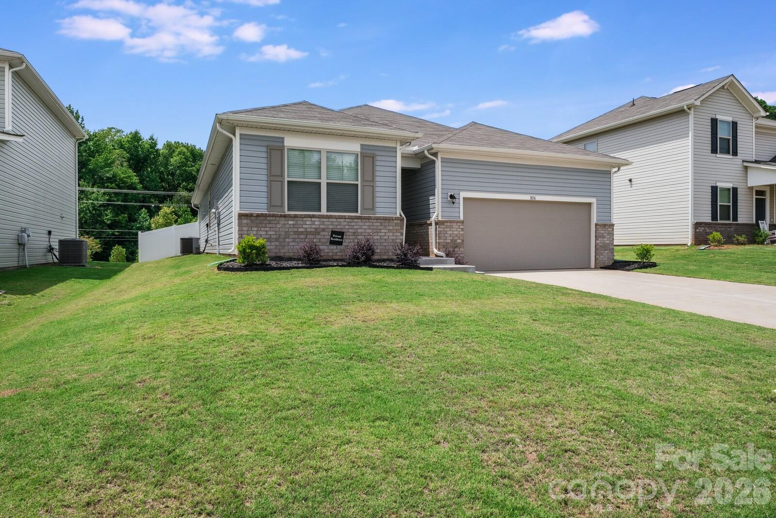 Property Photo: 3036 Bluff Hill Lane NC 28215