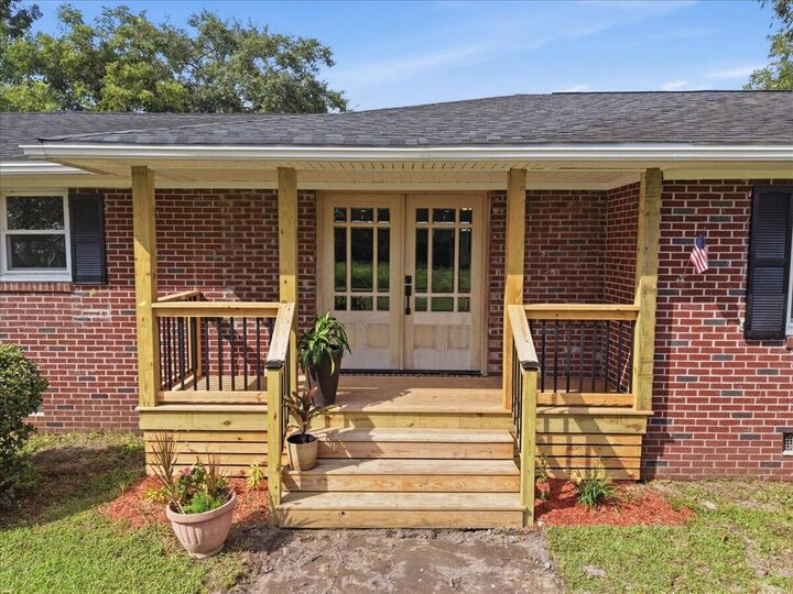 Property Photo:  918 Friendship Road  SC 29477 