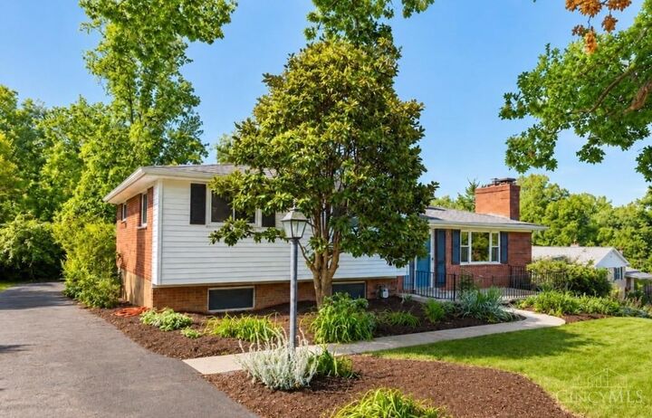 Property Photo: 8629 Pastoral Lane OH 45244