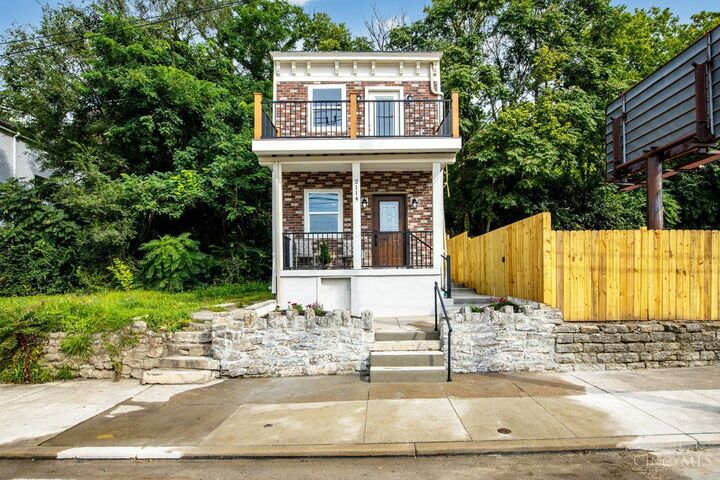 Property Photo: 2114 Riverside Drive OH 45202