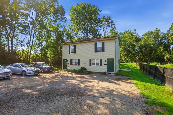 Property Photo: 723 Wesley Avenue OH 43055