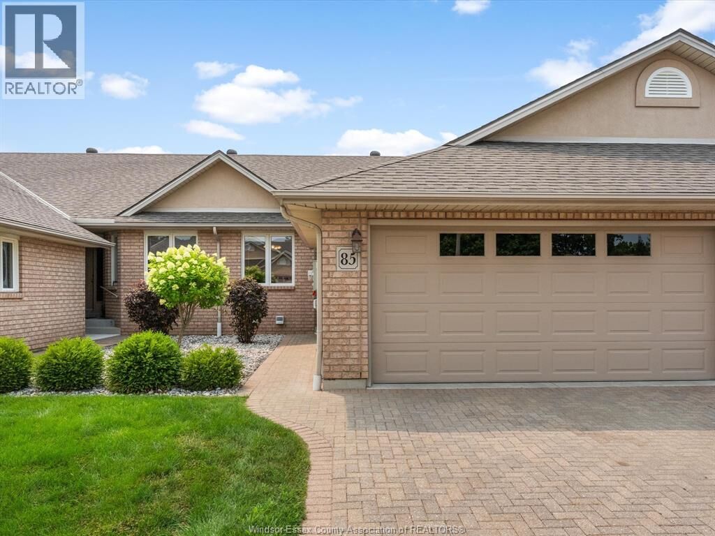 Property Photo: 85 Crosswinds Boulevard 5 ON N9Y 4B1