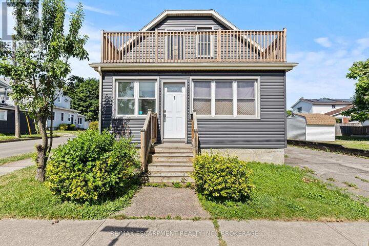 1 West Street North Upper — photo 1