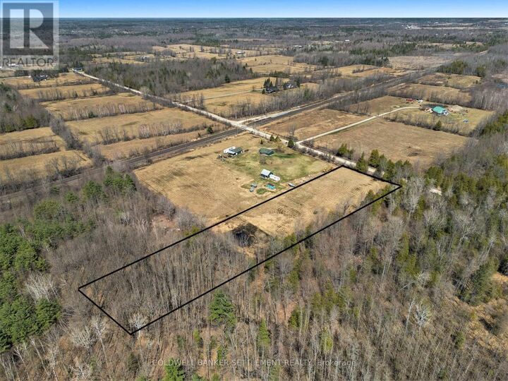 313 Elliot Road — photo 1