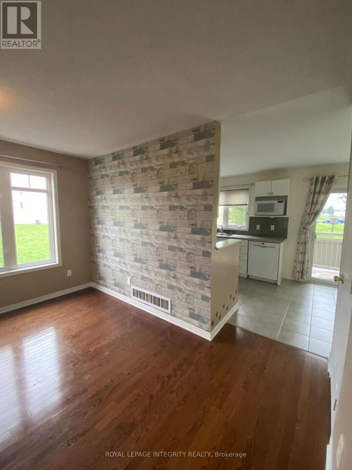 Property Photo: 320 Tivoli Private 12 ON K2E 0A6