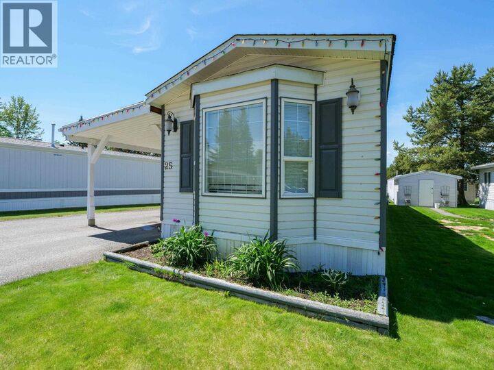 Property Photo: 2682 Richardson Road 25 BC V2J 4R7