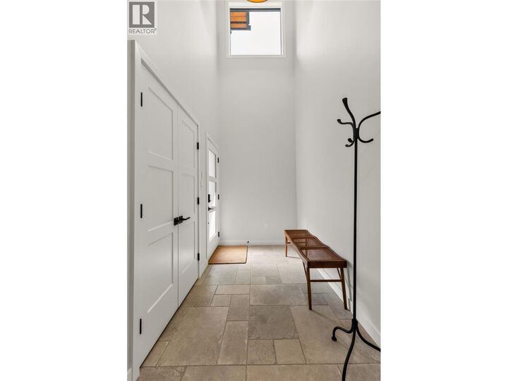 Property Photo: 445 Canyon Trail C BC V0B 1M5