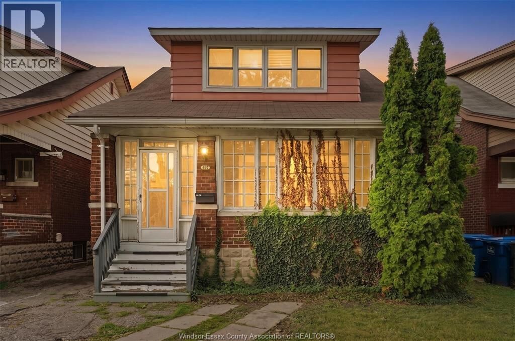 Property Photo:  497 Rankin Avenue  ON N9B 2R6 