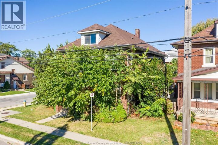Property Photo:  106-108 Shepherd Street East  ON N8X 2K3 