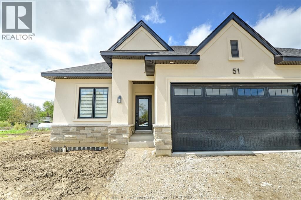 Property Photo:  62 Mulberry Court  ON N9V 1N3 