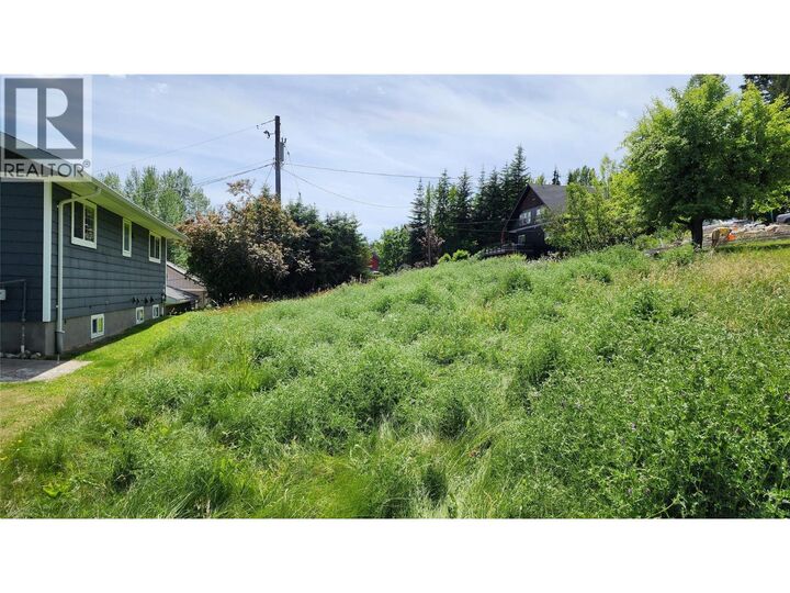 Property Photo:  2050 Phoenix Avenue  BC V0G 1Y0 