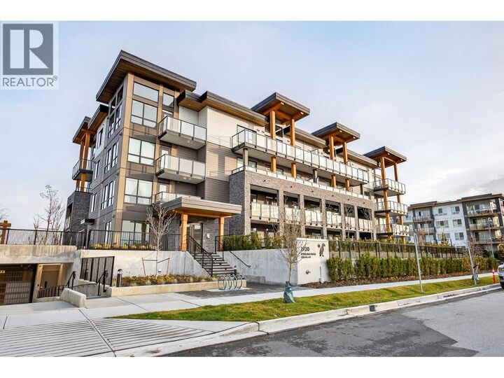 Property Photo:  1930 Starling Drive 206  BC V4M 0G9 