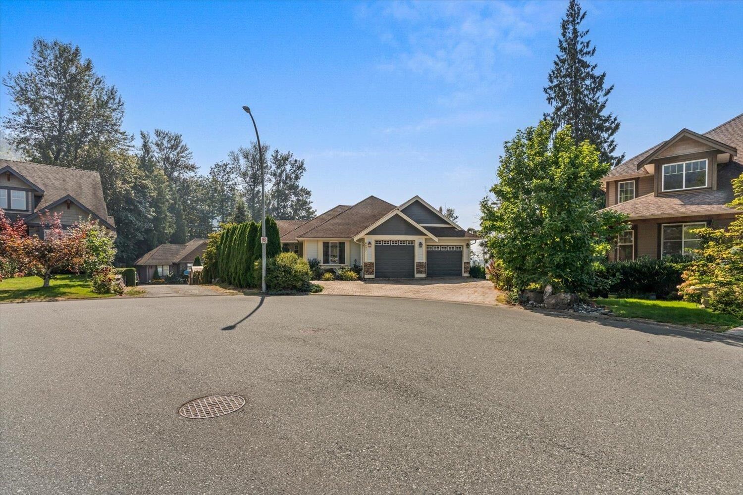Property Photo: 8497 Bradshaw Place BC V4Z 0A7