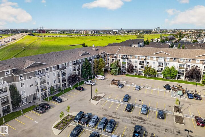 Property Photo:  7331 South Terwillegar Drive NW 6430  AB T6R 0L9 