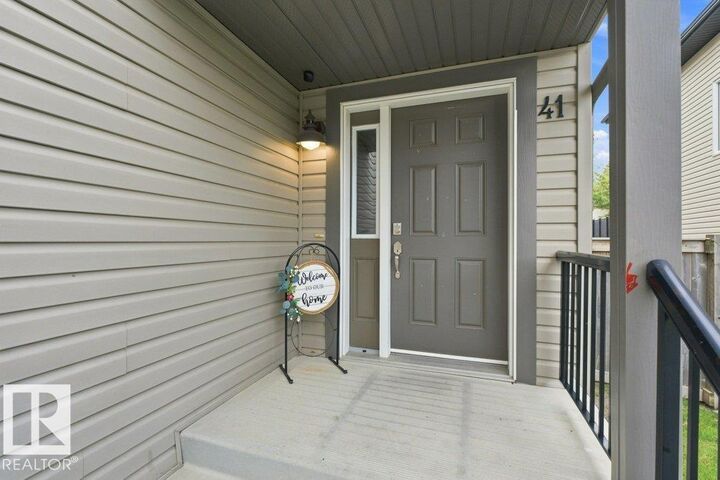 Property Photo: 41 Ashton Gate AB T7X 0H9