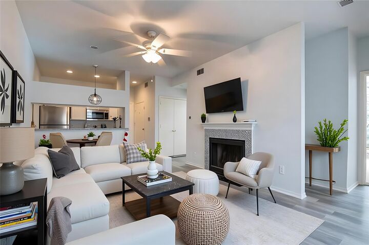 Property Photo: 8055 Cambridge Street 101 TX 77054