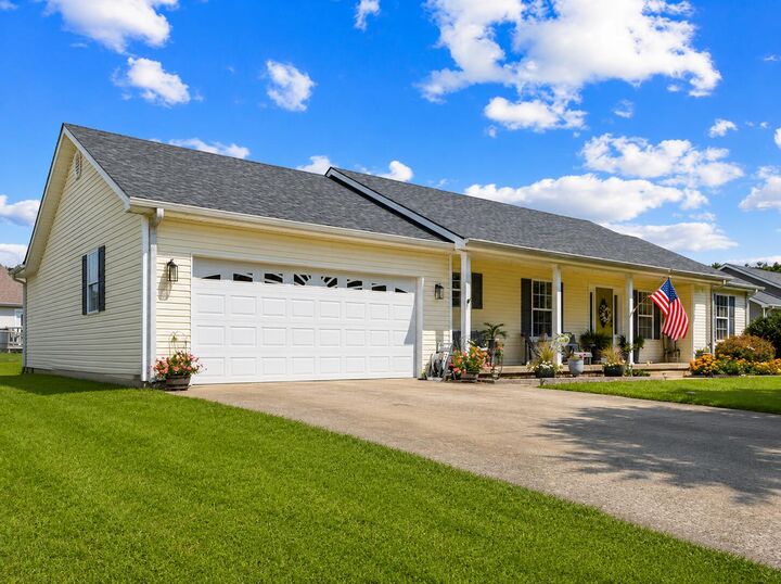 Property Photo:  327 Turkeyfoot Lane  KY 40484 