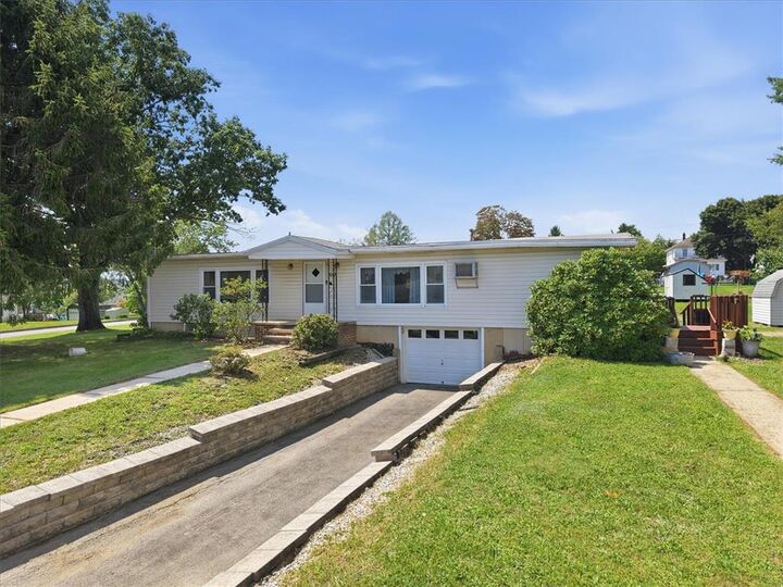 Property Photo:  350 S 8th Street  PA 18235 
