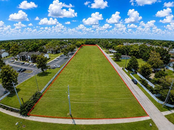 Property Photo: 8010 Carolina Lane FL 32825