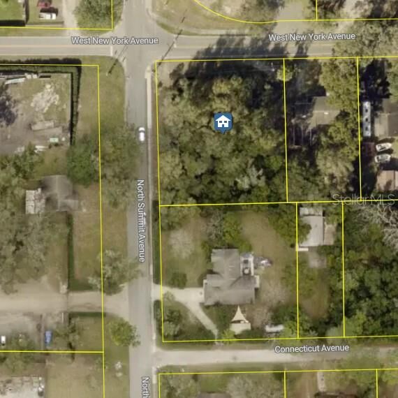 Property Photo: 281 N Summit Avenue FL 32744