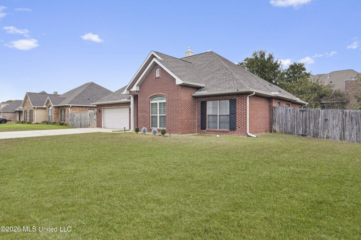 Property Photo:  2412 Old Bay Road  MS 39531 