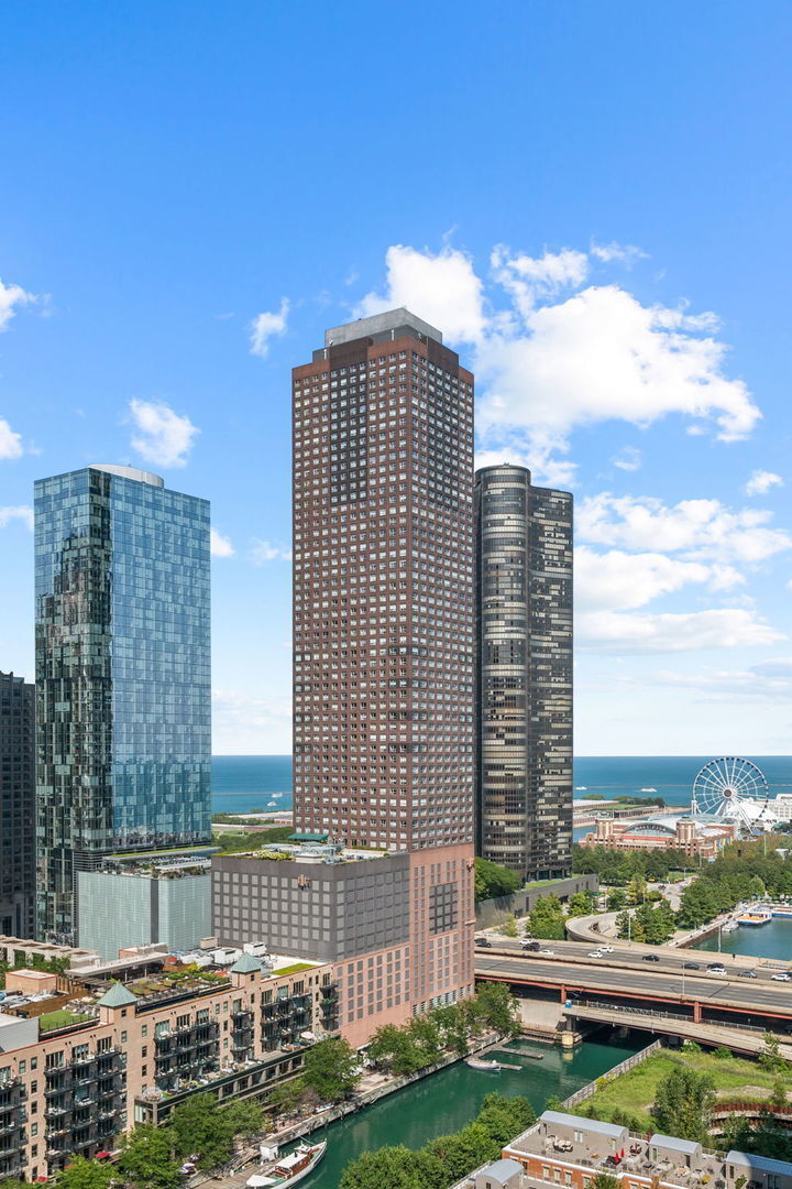 Property Photo:  474 N Lake Shore Drive 4607  IL 60611 