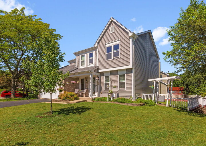 Property Photo:  1898 McRae Lane  IL 60060 