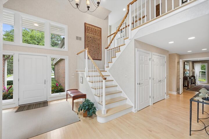 Property Photo:  1208 Fox Trail Court  IL 60540 