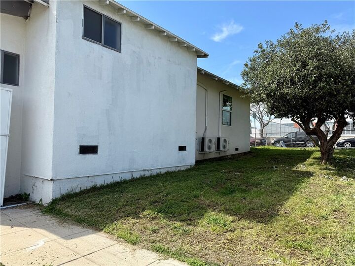 Property Photo: 460 S Mott Street CA 90033