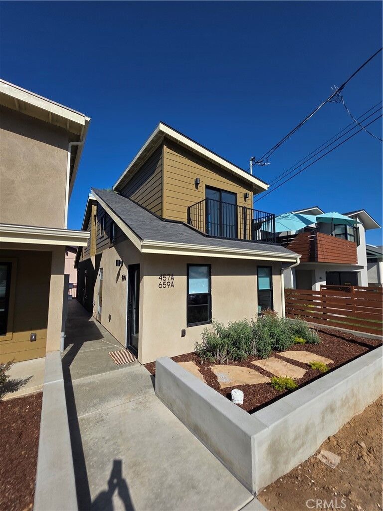 Property Photo:  457 A Piney Way  CA 93442 
